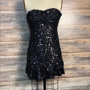 Forever 21 Strapless Sequined Formal Mini Dress in Black NWT